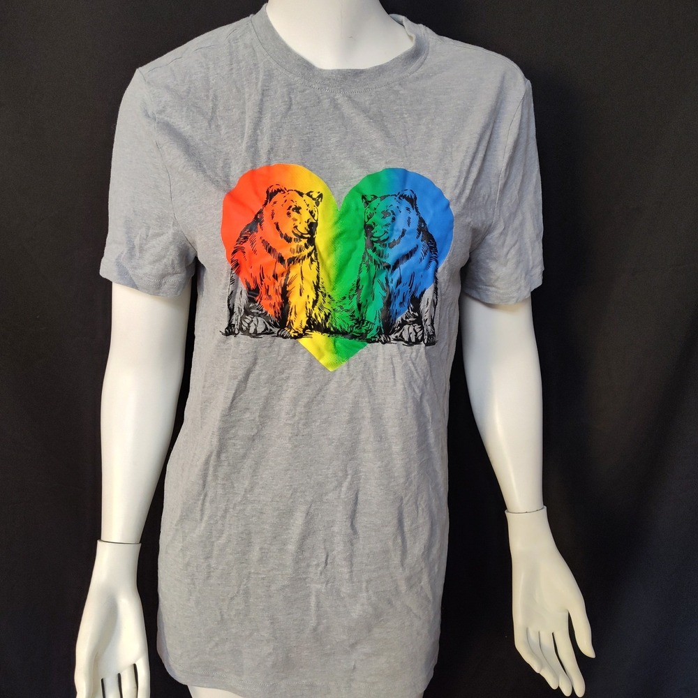 T-shirt small bear love rainbow heart gray grey unisex adult
